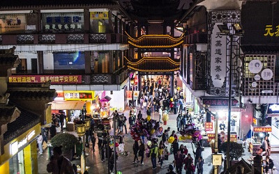 地攤經濟成風口，規范夜間照明或成為必要事宜